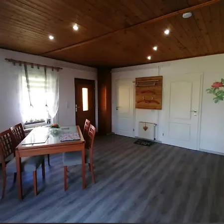 Apartment Am *